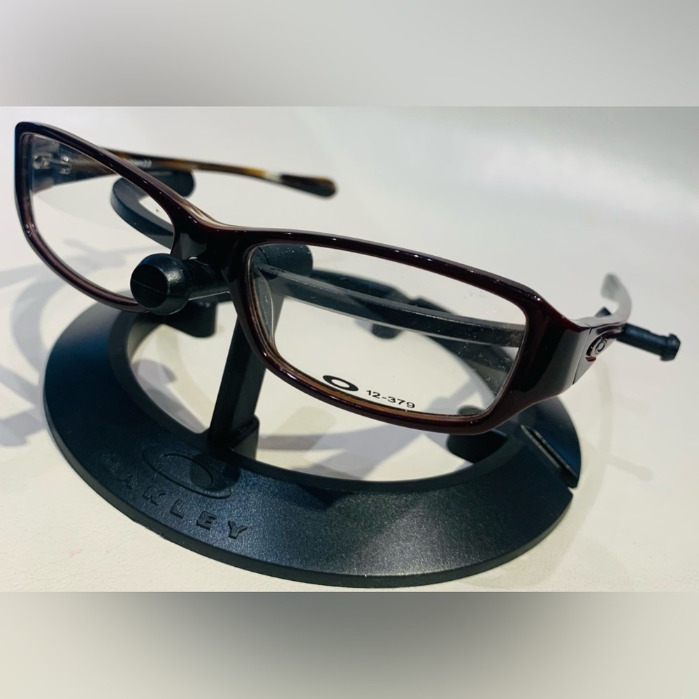 New Women’s Oakley Eyeglasses - Picture 1 of 8